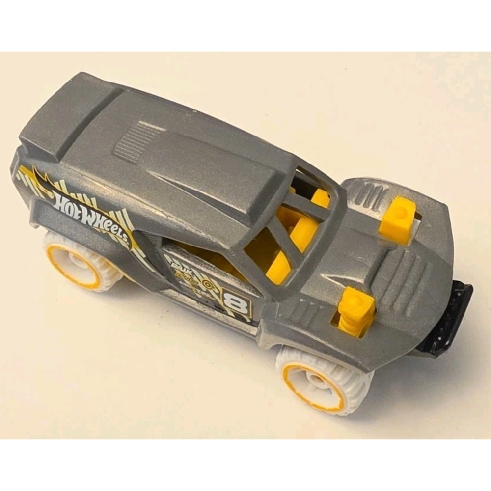 2016 HOT WHEELS LAND CRUSHER #8 GRAY 1:64 DIECAST 3" RALLY RACE CAR WITH YELLOW